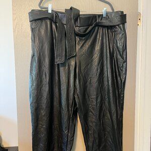 Bar III Black Pleather Pants w/ Belt – Size 3X – Like New